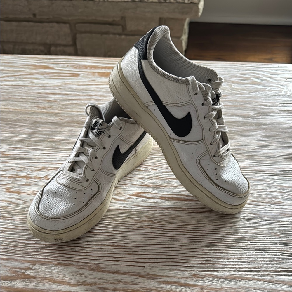 Nike White and Black AF1 Sneakers
